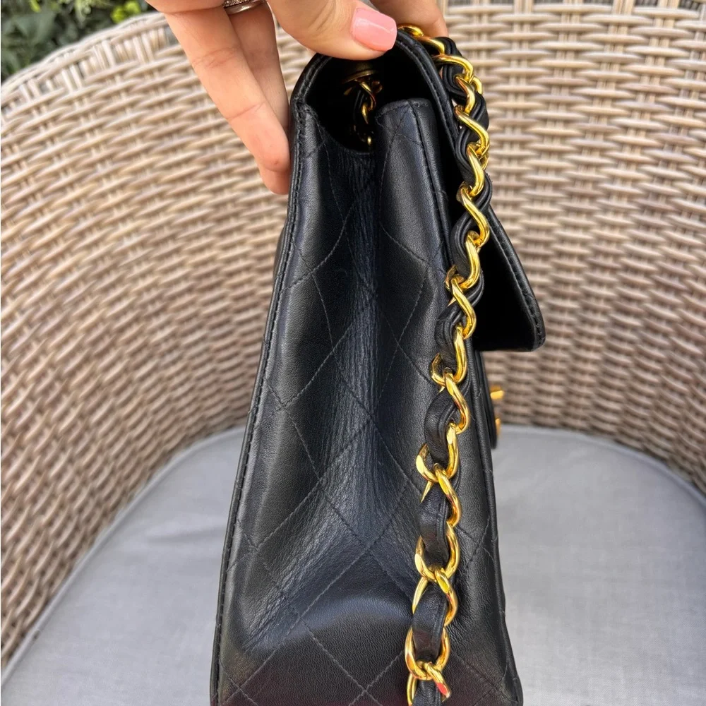 Authentic CHANEL JUMBO XL black lambskin single flap classic bag 24k gold - Picture 7 of 16